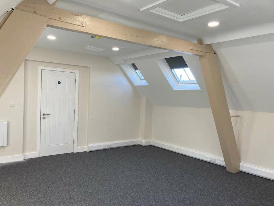 Unit 3, The Granary, Clive Farm, Clive Road, Pattingham, WV6 7EN